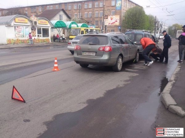 У Луцьку на Ковельській зіткнулися дві автівки. ФОТО