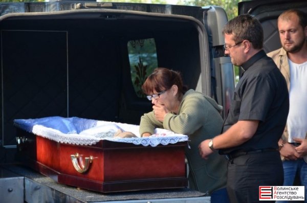 У Луцьк привезли тіло добровольця. ФОТО