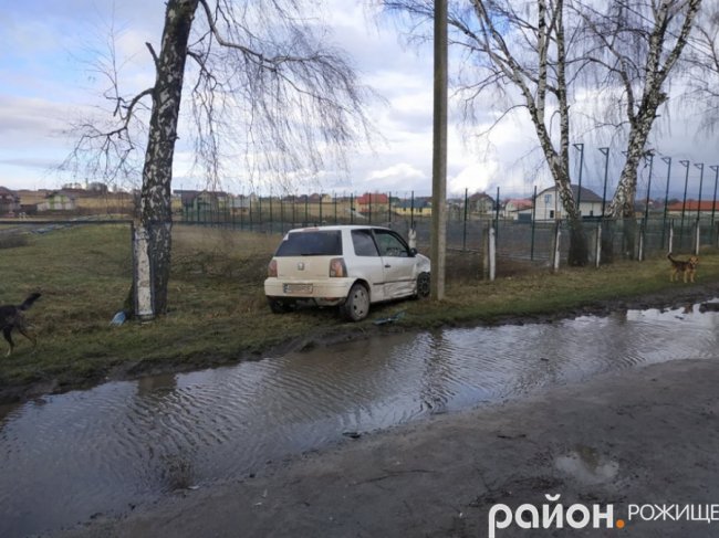У місті на Волині не розминулися дві автівки. ФОТО