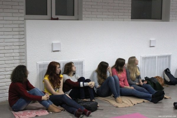 Луцька молодь дивилася соціальну відеорекламу