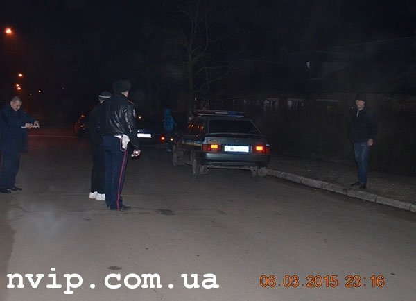 Аварія на Волині: авто з неповнолітніми в'їхало в дерево. ФОТО