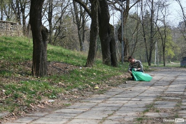 Луцьк прибирали від сміття. ФОТО