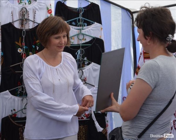 Політика, молитва і шашлик: під Берестечком вшановували річницю битви. ФОТО