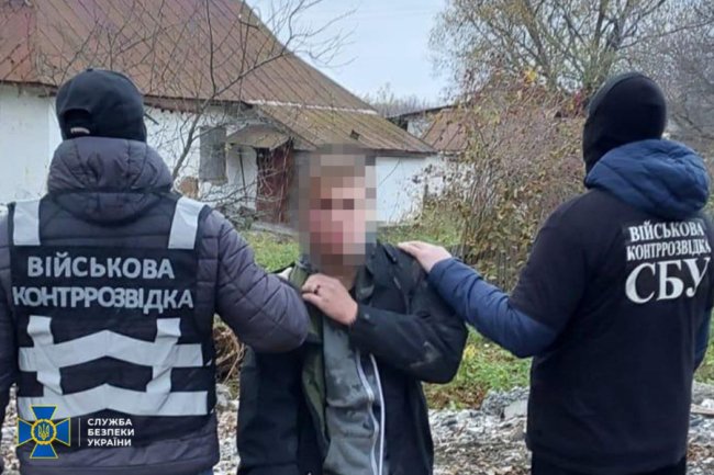 Шукав «легкі заробітки»: 20-річний хмельничанин шпигував за бойовою авіацією ЗСУ