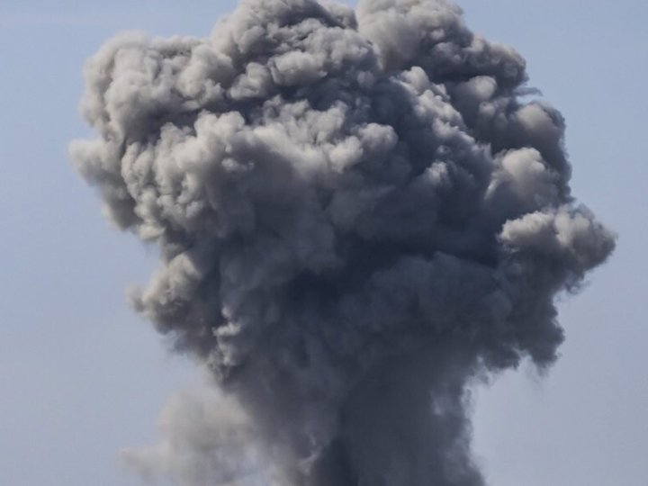 Росіяни вдарила КАБами по Запоріжжю, серед поранених є діти