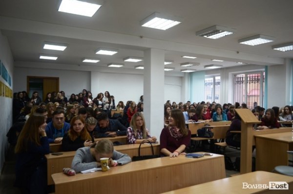 Женя Галич з «O.Torvald» розповів студентам про секс, наркотики, рок-н-рол