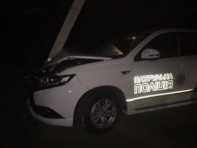На межі Волинської та Рівненської областей в аварію потрапили патрульні