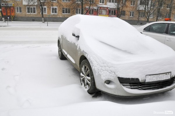 Фото снігу в Луцьку