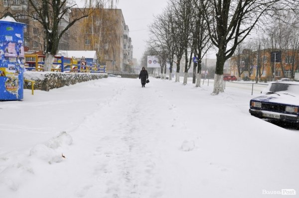 Фото снігу в Луцьку