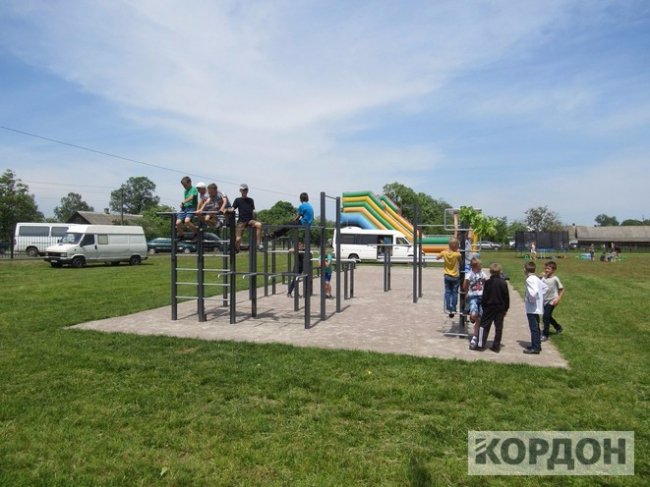 На Волині з'явився оновлений стадіон