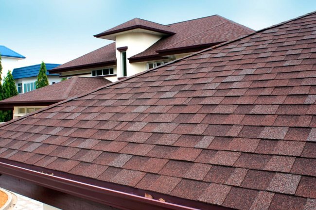 Яку купити бітумну черепицю? ТОП 3 колекції*