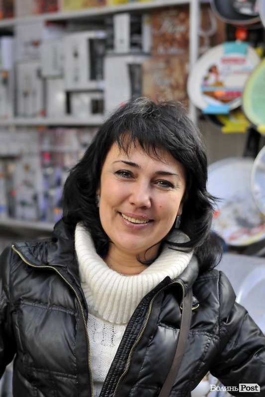 Завокзальний ринок. БУДНІ МІСТА