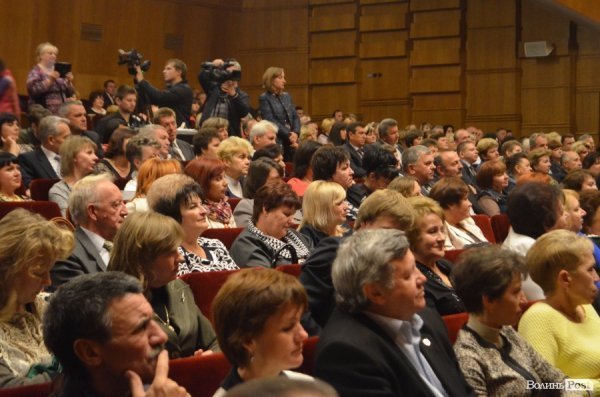 У Луцьку привітали освітян із їхнім професійним святом. ФОТО