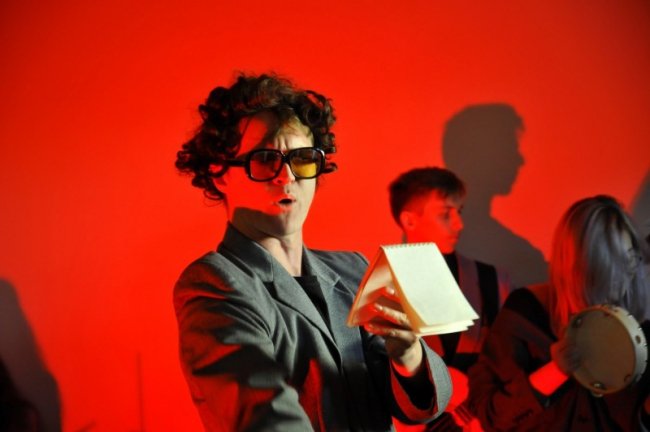 На даху луцької «Супернови» показали виставу-експеримент*