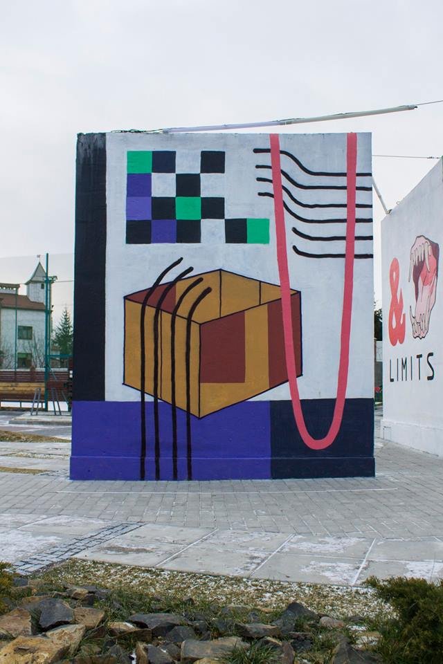 Автор пояснив, що означають великі малюнки у вуличній галереї Луцька