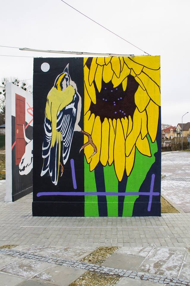 Автор пояснив, що означають великі малюнки у вуличній галереї Луцька