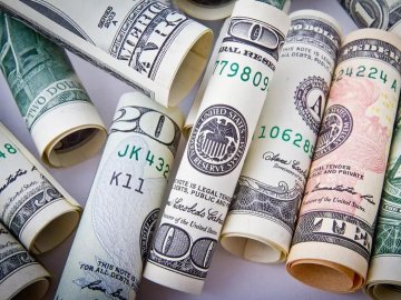 Курс валют у Луцьку станом на 23 квітня