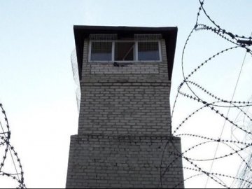 На Кіровоградщині на посту застрелилась працівниця колонії