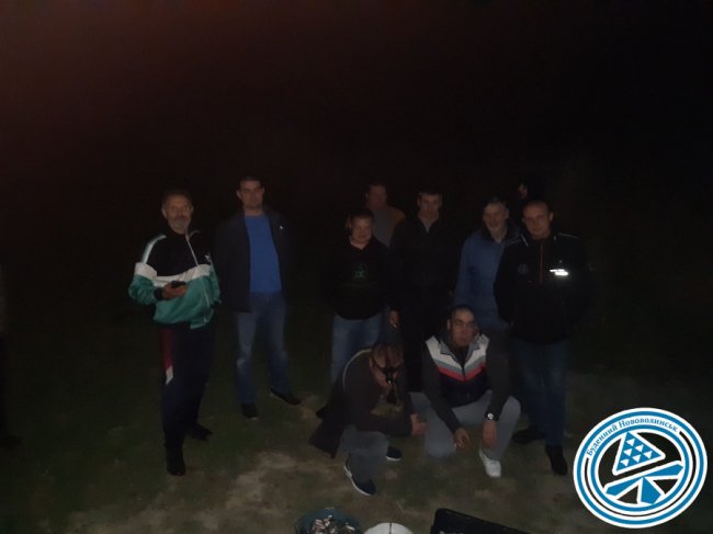 300 кг карася випустили нововолинські рибалки у місцеву водойму.ФОТО