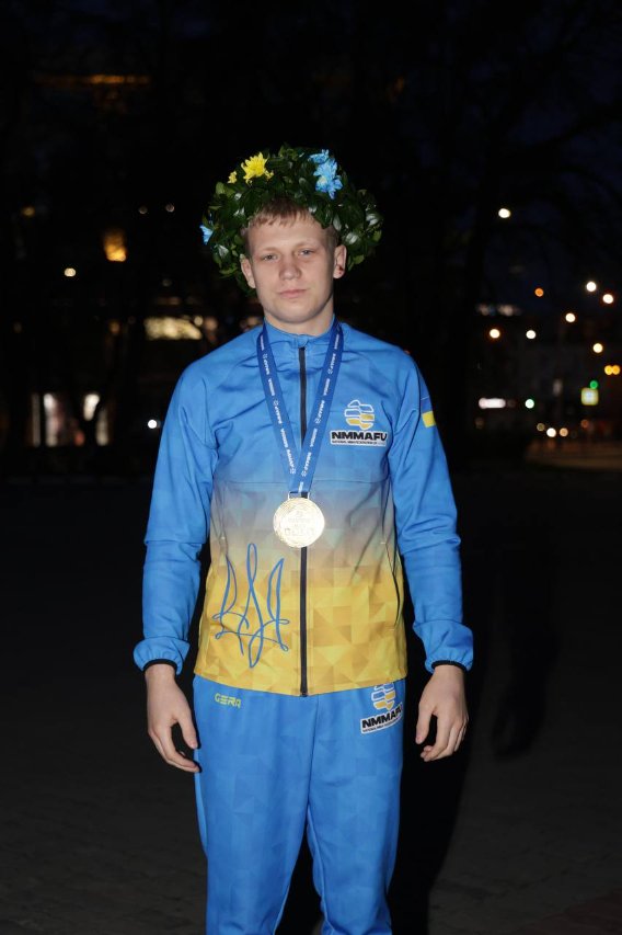 У Луцьку зустріли переможців та призерів чемпіонату Європи зі змішаних єдиноборств ММА. ФОТО