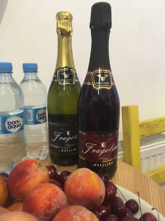 Щасливі і закохані: у Луцьку побралися відомі волонтери. ФОТО