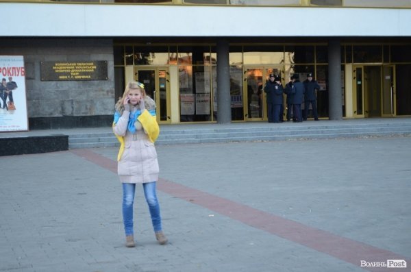 Другий день Нового Майдану у Луцьку. ФОТО