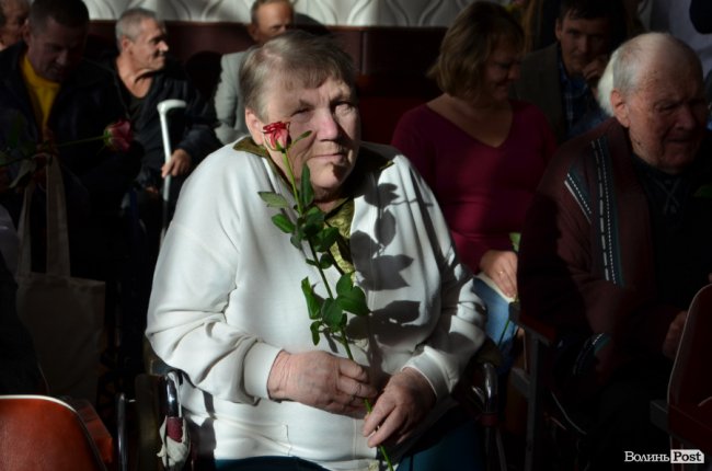 «Ми витрусимо з держави гроші для пенсіонерів та ветеранів», – Олег Ляшко у Луцьку*