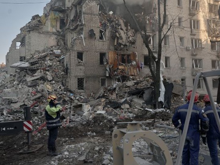 Десятеро людей вважаються зниклими безвісти внаслідок атаки на Київ