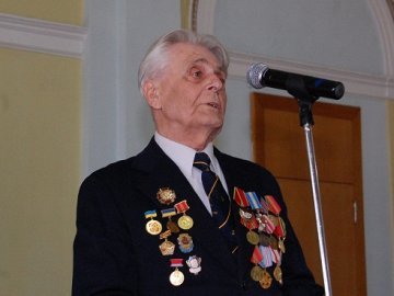 Відомому волинському історику - 90