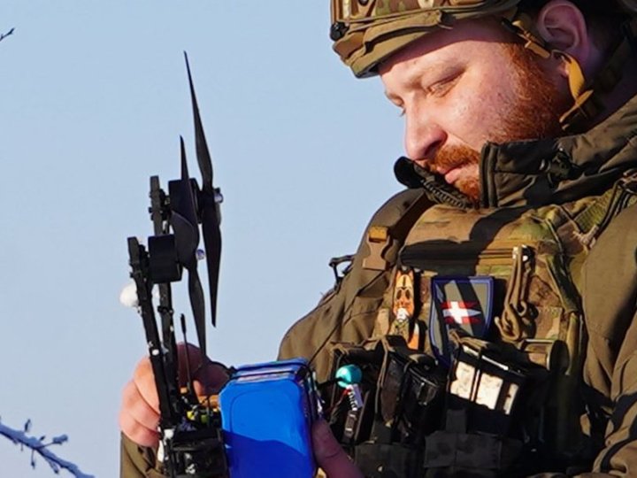 Військовослужбовець з Луцька, який керує екіпажами дронів, допоміг визволити побратимів з полону