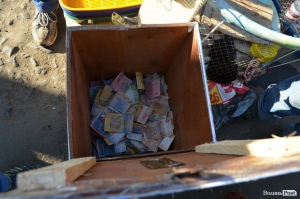 Благодійні кошти від небайдужих лучан. За тиждень зібрали більше 400 гривень