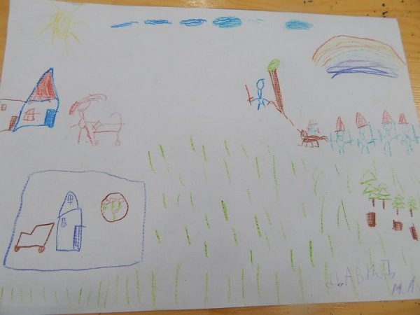 У Луцьку написали листи військовим у зону АТО. ФОТО