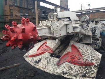 Як у фільмах з Брюсом Віллісом: волинські шахти мають «космічні» прохідницькі комбайни