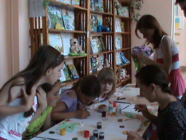 У луцькій бібліотеці - творчі канікули. ФОТО