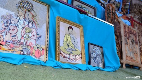 У центрі Луцька – виставка талантів зі всієї області. ФОТО 