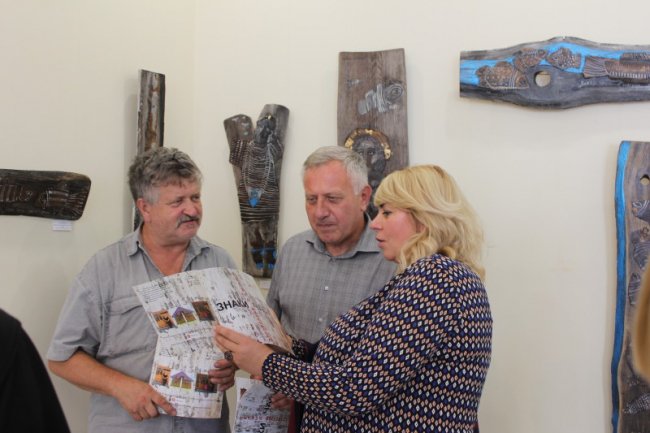 Луцька художниця показала свої «Знаки часу». ФОТО