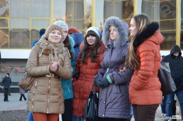 Другий день Нового Майдану у Луцьку. ФОТО