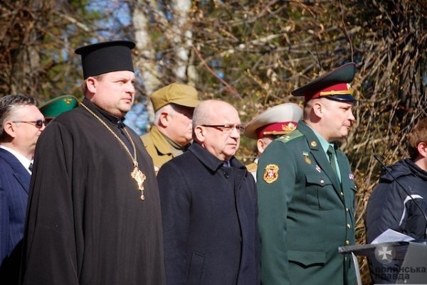 У Луцьку проводжали солдат на строкову службу. ФОТО