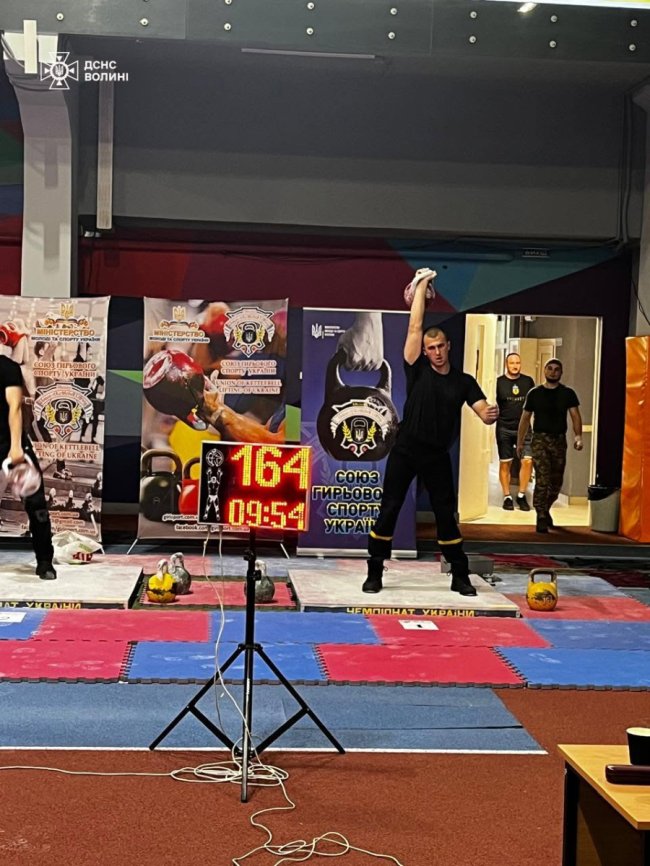 Луцький рятувальник виборов срібло на чемпіонаті України з гирьового спорту