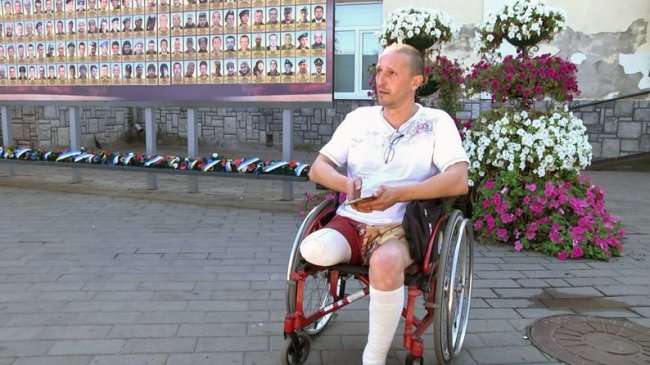 Харків'янин Віктор. 