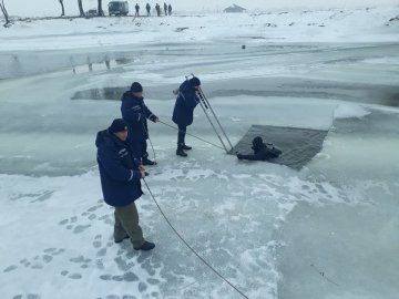 Шукають тіло пенсіонера, який втопився у луцькому Стиру