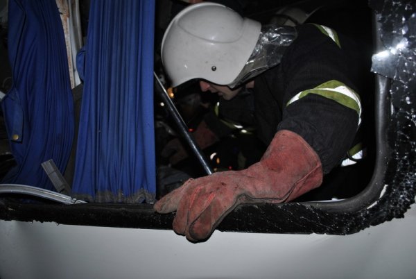 Нові фото з місця смертельної аварії на Рівненщині