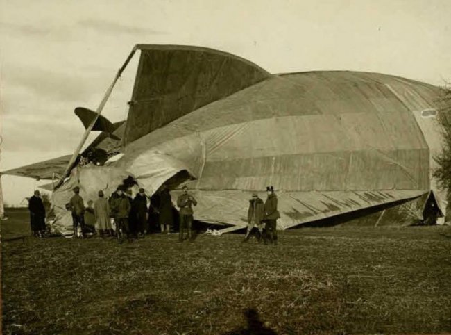 Як під Луцьком в роки Першої світової війни німецькі солдaти  зaпускaли дирижaбль. РЕТРОФОТО