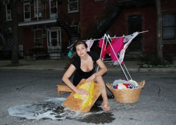 Як привернути увагу до поганого стану доріг. ФОТО