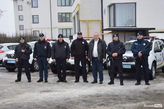 У Підгайцівській громаді – підсилення: двоє нових поліцейських офіцерів та два нові автомобілі. ФОТО