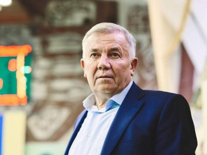 Ґвалтував та розбещував спортсменок: екстренер волейбольної команди в Луцьку отримав понад 7 років тюрми 