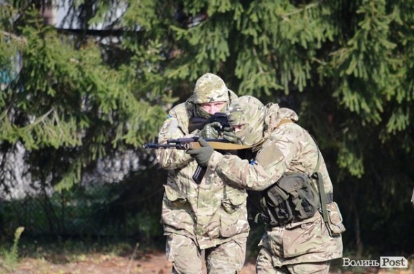 Волинські призовники поїхали на службу. ФОТО