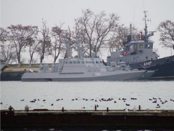 «Моряки, тримайтесь»: українці підтримують полонених військових