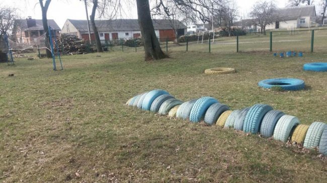 На Волині просять допомогти зробити майданчик для важкохворих діток