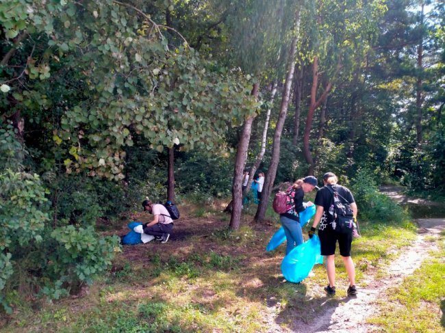 В нацпарку на Волині зібрали пів сотні мішків сміття